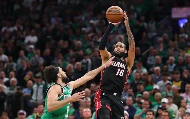 LOL赛事官网-【人物】准东决MVP！凯莱布·马丁缔造落选秀传奇故事