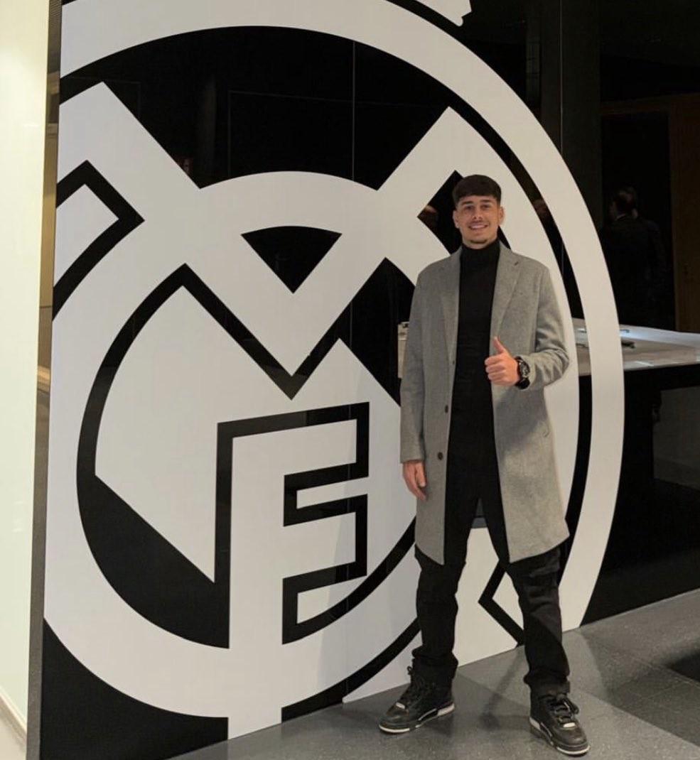 英雄联盟官网-球员自宣，塞维利亚小将亚历克西斯-西里亚已经与皇马签约